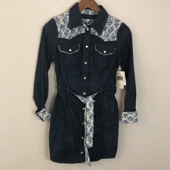 Guess Dresses & Skirts - Guess Denim Western Style Midi Dress